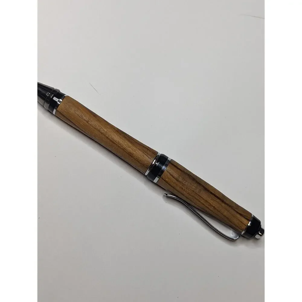 Graduate Twist Pen Silver Metal Finish Oak‎ Body Hand Turned Pen